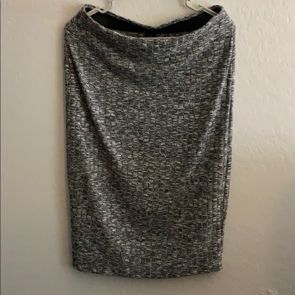 Light sweater material pencil skirt